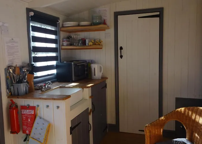 Sians Retreat, On Solway, Perfect Stop Over When Walking Hadrians With Hot Tub Bowness-on-Solway